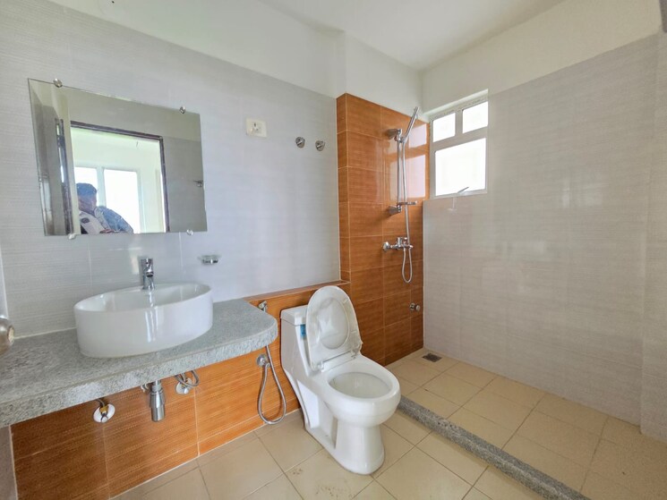 Bathroom, blossom-n-springs 3 Bedroom 1355 Sq.Ft. Apartment In Baner Pune 9255947