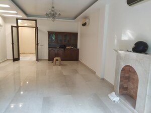 Room in 4 BHK Builder Floor at Anand Lok – for Rent