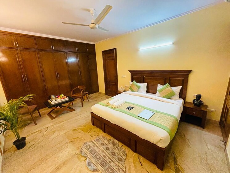 Bedroom, saket 4 Bedroom 2700 Sq.Ft. Builder Floor In Saket Delhi 9255991