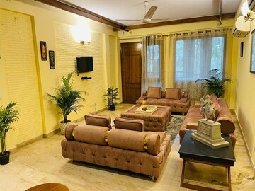 4 BHK Builder Floor For Sale in Saket
