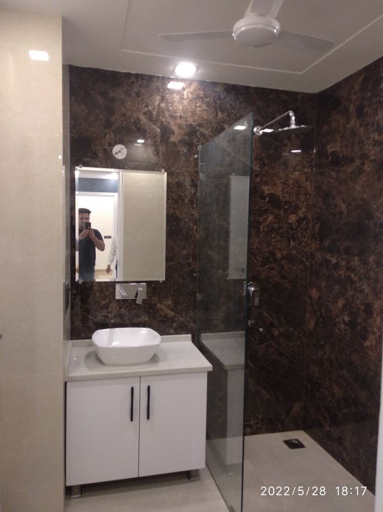Bathroom, fidato-honour-homes 3 Bedroom 1330 Sq.Ft. Builder Floor In Sector 89 Faridabad 9256005