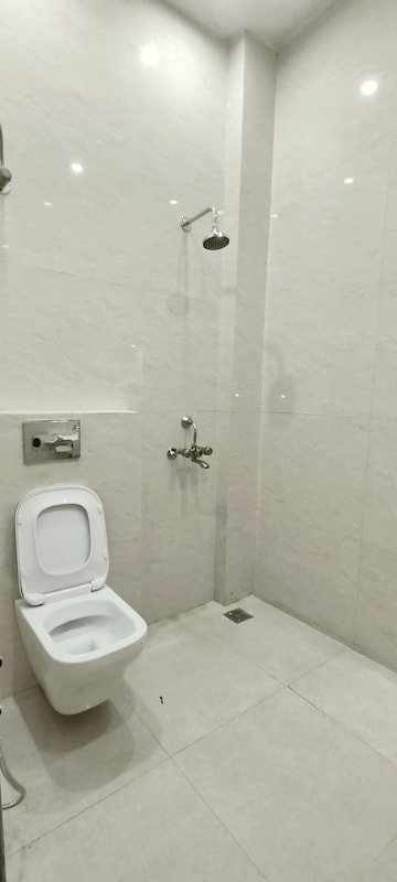 Bathroom in  Pg at Sector 37 – for Rent