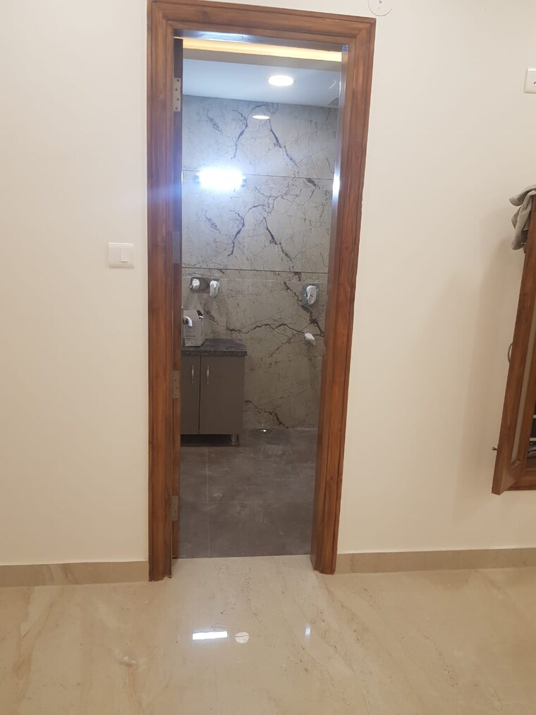 Bathroom, fidato-honour-homes 3 Bedroom 1340 Sq.Ft. Builder Floor In Sector 89 Faridabad 9256030