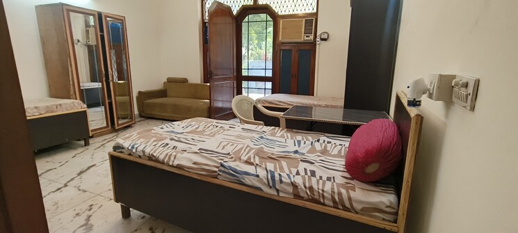 Bedroom, sector 36 Pg For Boys In Sector 36 9256060