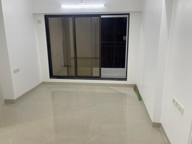 Room, andheri west 3 Bedroom 1100 Sq.Ft. Apartment In Andheri West Mumbai 9256119