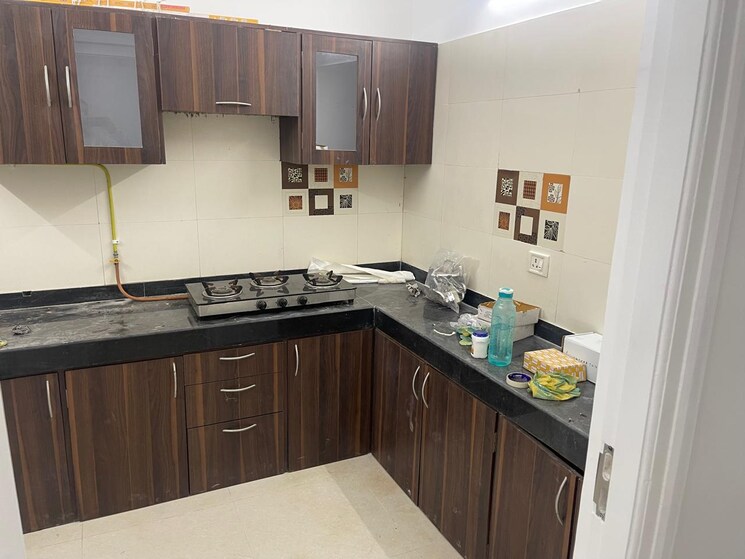 Kitchen, andheri west 3 Bedroom 1100 Sq.Ft. Apartment In Andheri West Mumbai 9256119