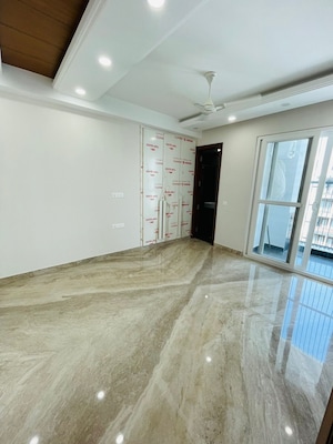 Room in 4 BHK Builder Floor at Saket – for Rent