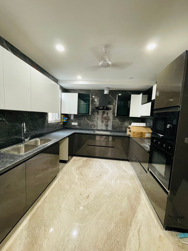 Kitchen, saket 4 Bedroom 2700 Sq.Ft. Builder Floor In Saket Delhi 9256125