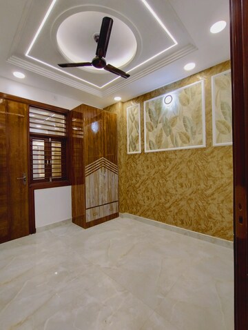 Staircase in 1 BHK Builder Floor at Uttam Nagar – for Sale