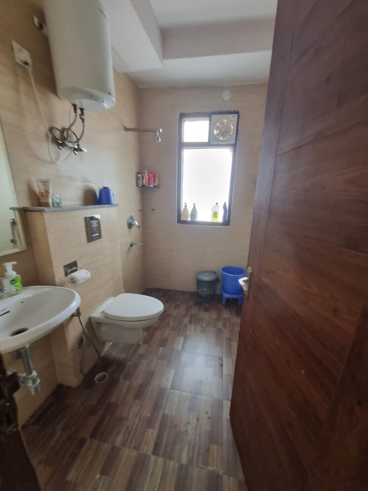 Bathroom, tanvi-villa 2 Bedroom 1259 Sq.Ft. Builder Floor In Sector 45 Gurgaon 9256139