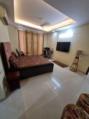 Living Room in 2 BHK Builder Floor at Tanvi villa, Sector 45 – for Rent