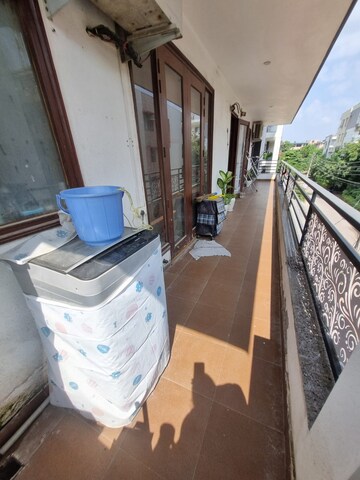 Balcony in 2 BHK Builder Floor at Tanvi villa, Sector 45 – for Rent