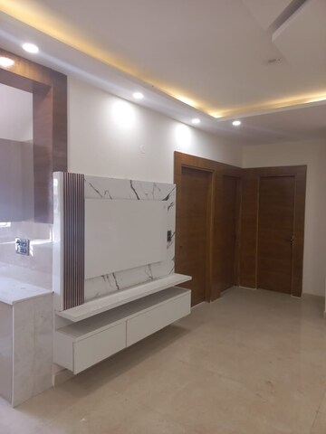 Bedroom in 3 BHK Builder Floor at Puri Kohinoor, Sector 89 – for Sale