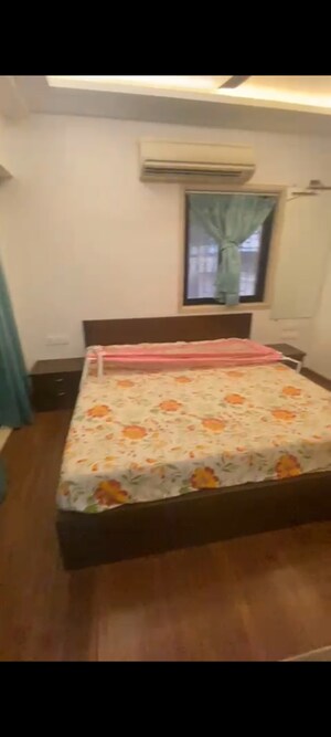 Bedroom in 2 BHK Apartment at Sea Pebbles Apartment, Bandra West – for Rent