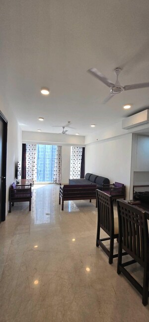 Team Area in 2 BHK Apartment at Lodha World View, Worli – for Rent
