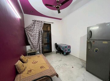 Master Bedroom in 1 BHK Independent House at Kaushik Complex, Sector 52 – for Rent