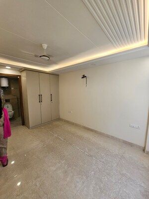 4 BHK Builder Floor For Sale in Anand Vihar