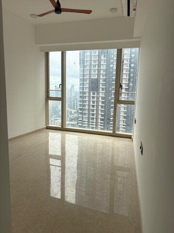 Furnished Amenities in 2 BHK Apartment at Lodha World View, Worli – for Rent