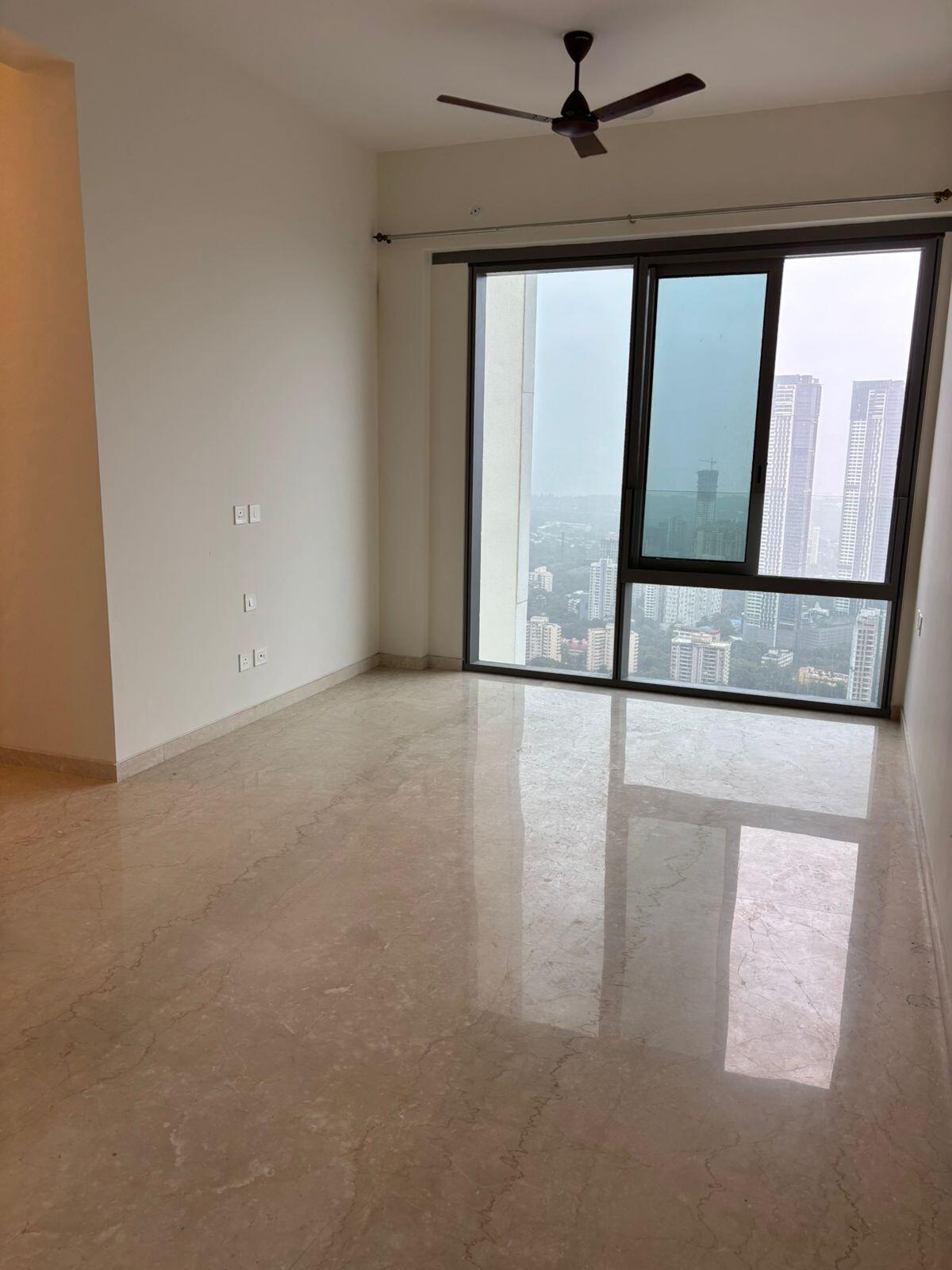 2 BHK + Servant Room Apartment For Rent in Piramal Mahalaxmi