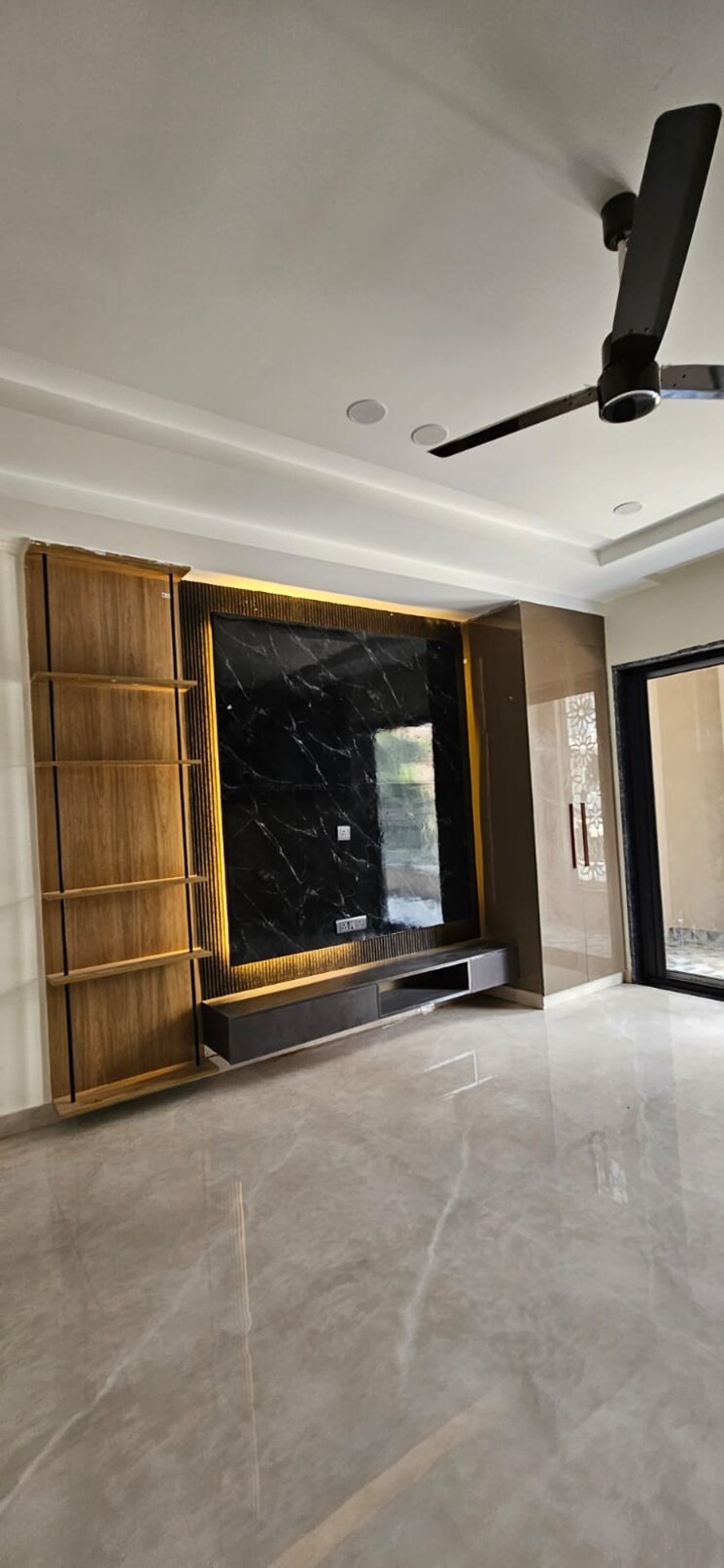 Room, tdi-the-retreat 5 Bedroom 4000 Sq.Ft. Builder Floor In Sector 89 Faridabad 9256193