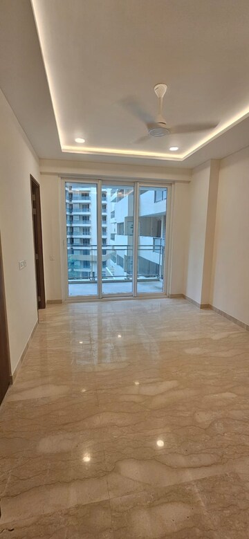 Room in 3 BHK Apartment at Sector 12 Dwarka – for Rent