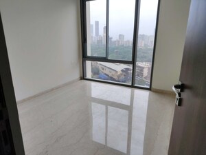 Room in 2 BHK Apartment at Piramal Mahalaxmi, Mahalaxmi – for Rent
