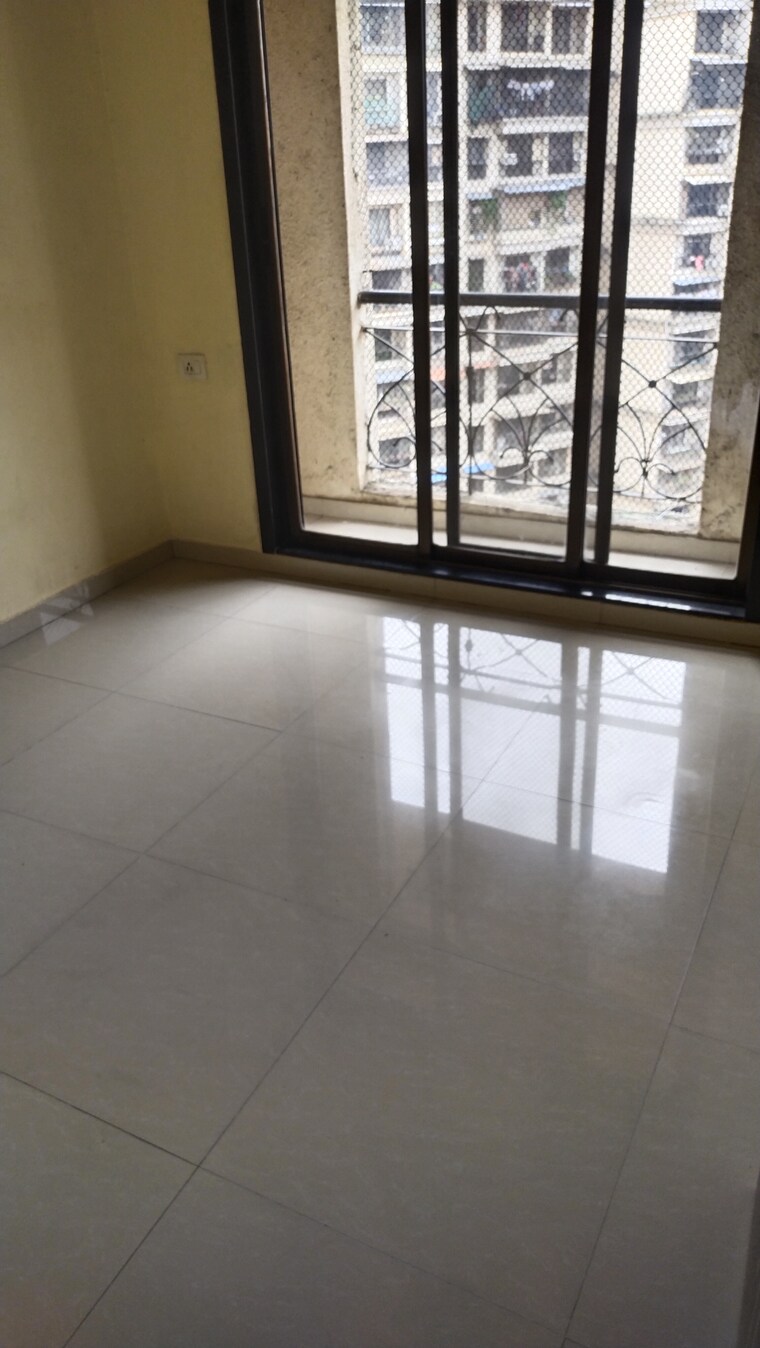 Room, kharghar sector 11 2 Bedroom 1100 Sq.Ft. Apartment In Kharghar Sector 11 Navi Mumbai 9256221