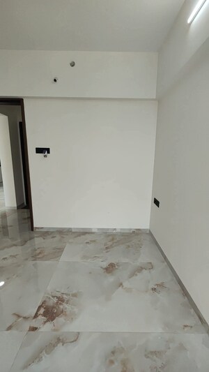 Room in 2 BHK Apartment at Krishna Amarillo, Hinjewadi – for Rent