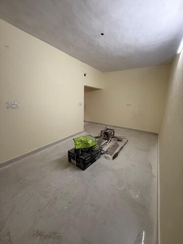 2 BHK Apartment For Sale in Paschim Vihar