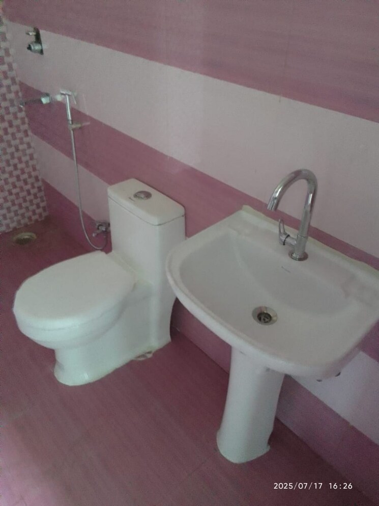 Bathroom, sunshine-enclave-new-town 3 Bedroom 1340 Sq.Ft. Apartment In New Town Kolkata 9256244