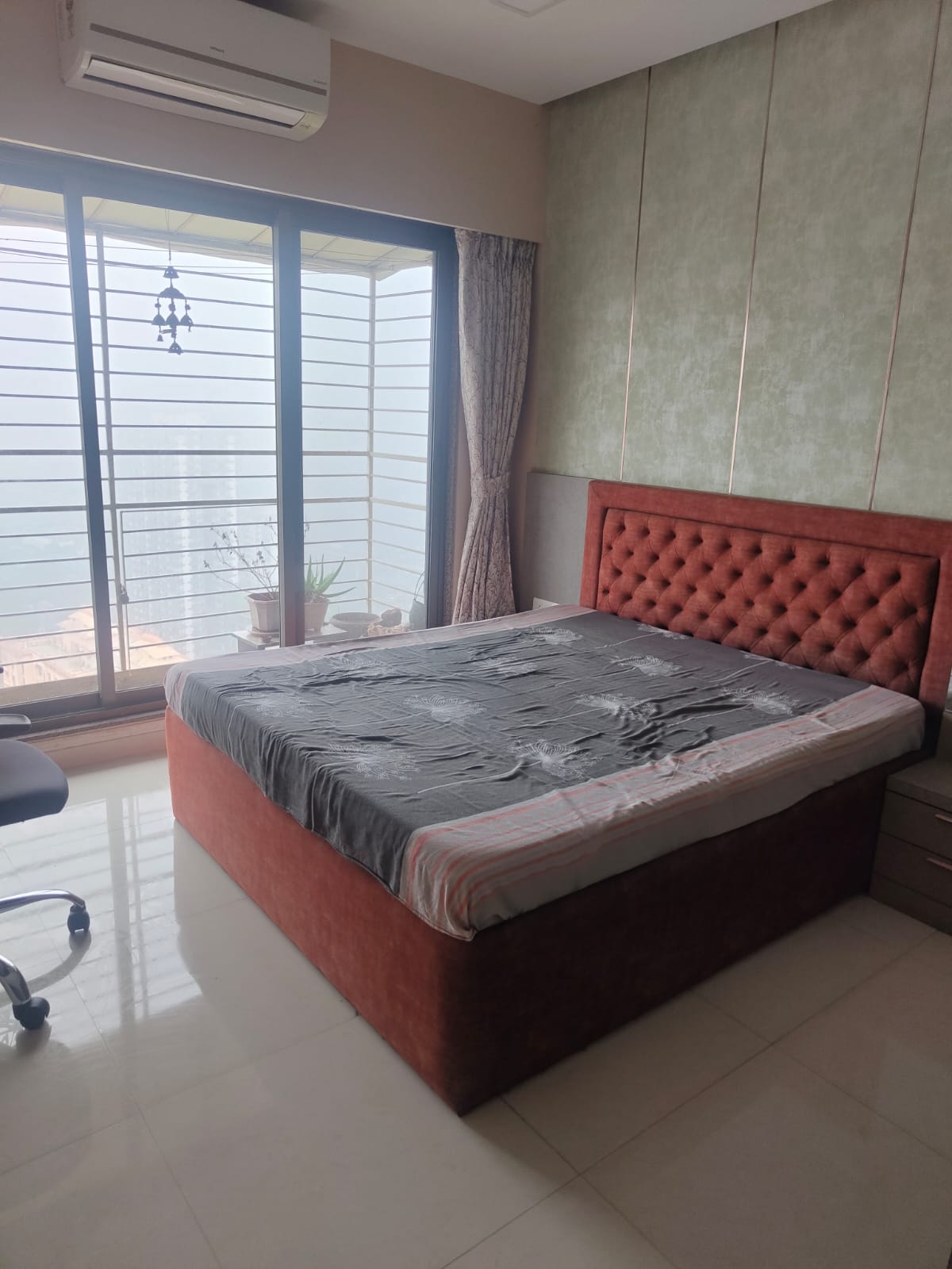 2 BHK + Extra Room Apartment For Rent in Acme Ozone