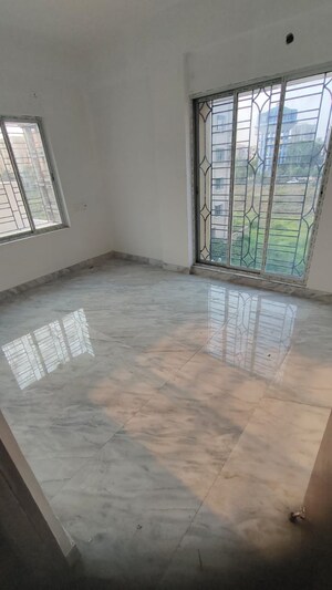 Room in 3 BHK Apartment at Sunshine Enclave New Town, New Town – for Sale