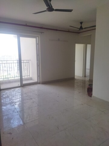 3 BHK Apartment For Rent in Signature Global Golf Greens, Sector 79