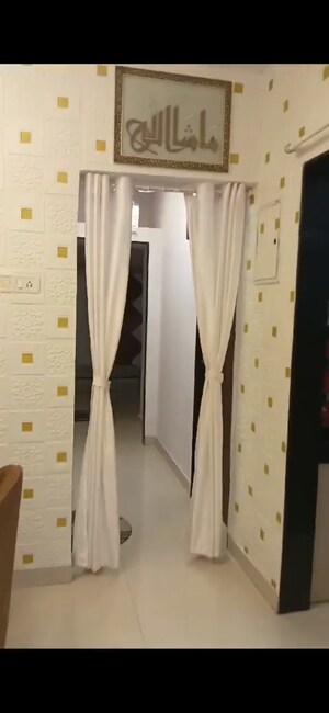 Room in 2 BHK Apartment at Fortune Heights, Mira Road – for Sale