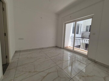 Room in 3 BHK Apartment at Kudlu Gate – for Sale