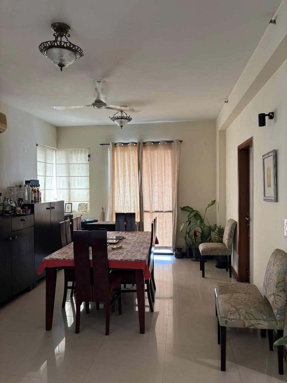 4 BHK + Pooja Room,Servant Room Penthouse For Sale in Unitech Uniworld Gardens