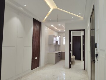 Building Lobby in 2 BHK Builder Floor at Paschim Vihar – for Rent