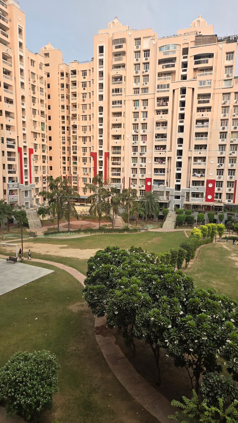 Exterior View, eldeco-green-meadows 3 Bedroom 1840 Sq.Ft. Apartment In Pi Greater Noida Greater Noida 9256289