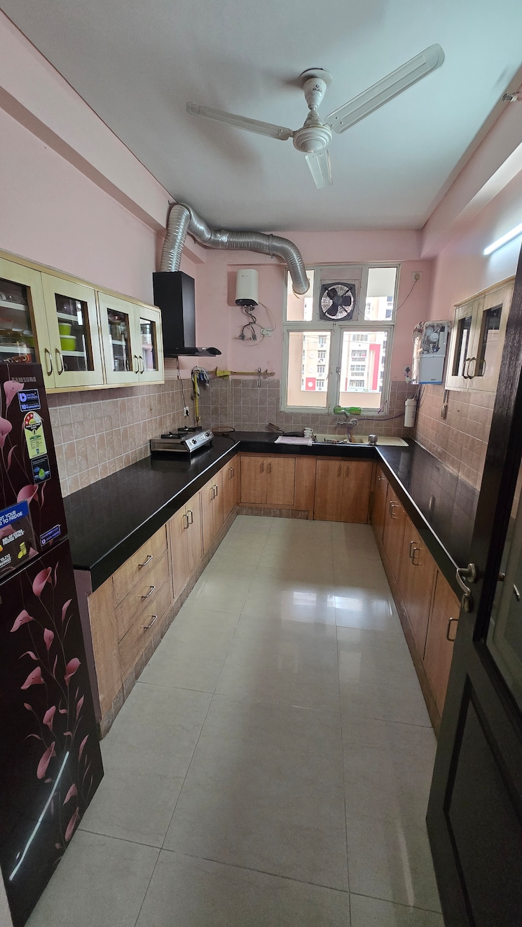 Kitchen, divine-grace-housing-society 3 Bedroom 1900 Sq.Ft. Apartment In Omega Ii Greater Noida Greater Noida 9256292