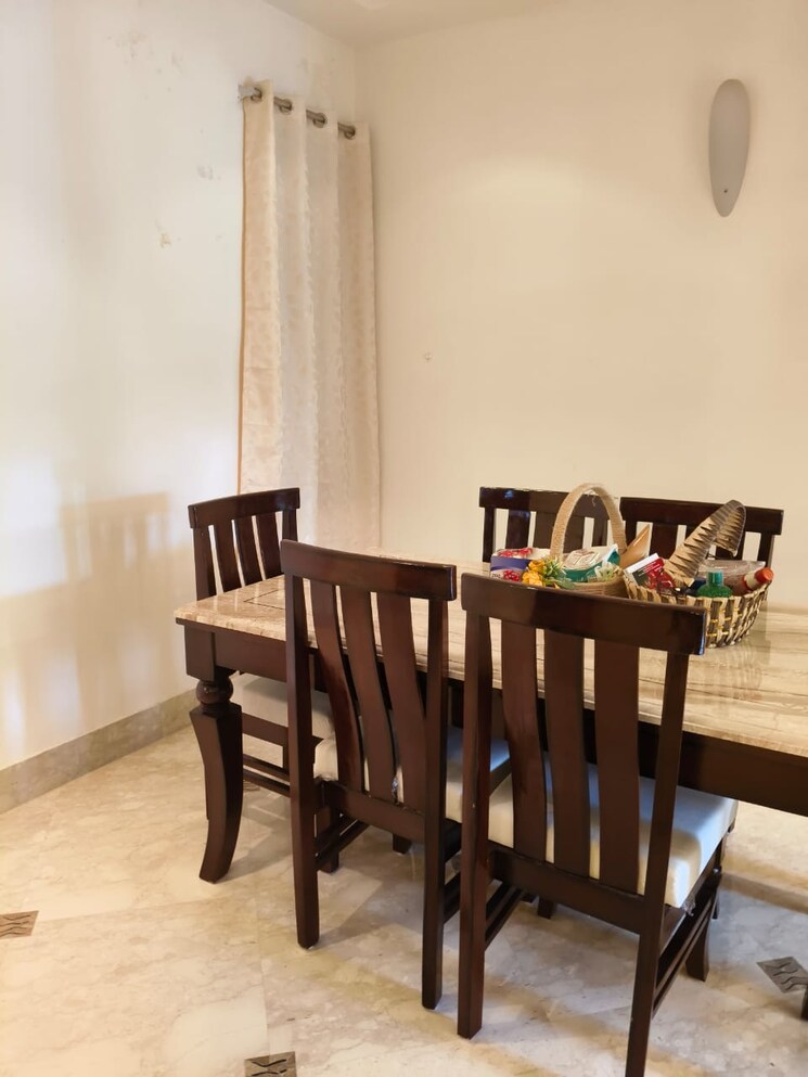 Dining area, boutique-residential-apartments-a-3-2 4 Bedroom 2400 Sq.Ft. Builder Floor In Vasant Vihar Delhi 9256297