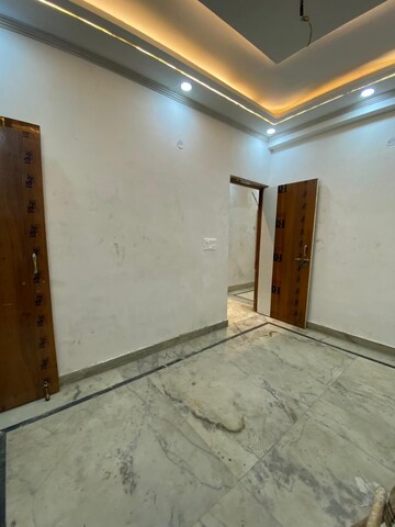 Room in 2 BHK Apartment at Vasu Fortune Residency, Raj Nagar Extension – for Rent