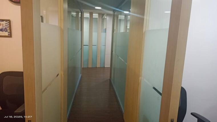 undefined, andheri west Commercial Office Space 4000 Sq.Ft. In Andheri West Mumbai 9256327