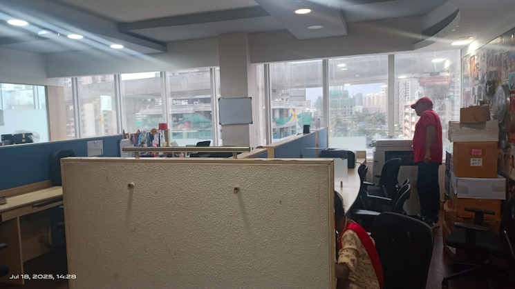 Team Area, andheri west Commercial Office Space 4000 Sq.Ft. In Andheri West Mumbai 9256327