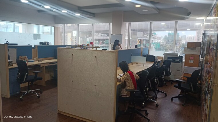 Team Area, andheri west Commercial Office Space 4000 Sq.Ft. In Andheri West Mumbai 9256327