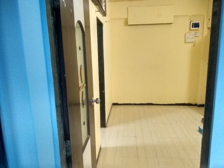 undefined, kurla west 2 Bedroom 450 Sq.Ft. Apartment In Kurla West Mumbai 9256342