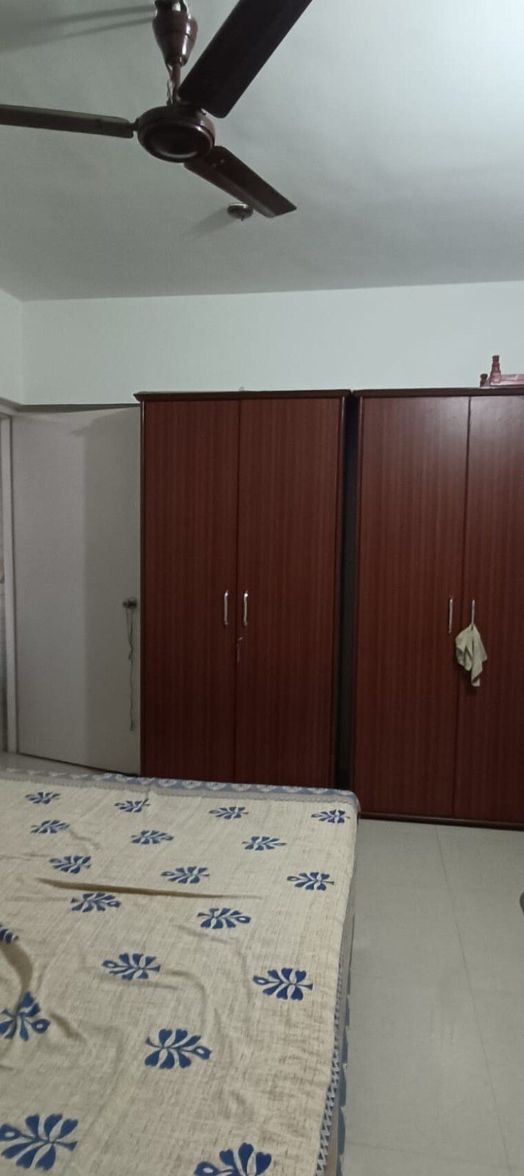 Room, kurla east 1 Bedroom 450 Sq.Ft. Apartment In Kurla East Mumbai 9256369