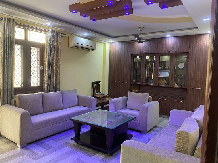 Living Room, zakir nagar 6 Bedroom 1800 Sq.Ft. Apartment In Zakir Nagar Delhi 9256379