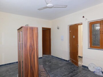 Bedroom in 2 BHK Independent House at East Of Kailash – for Rent