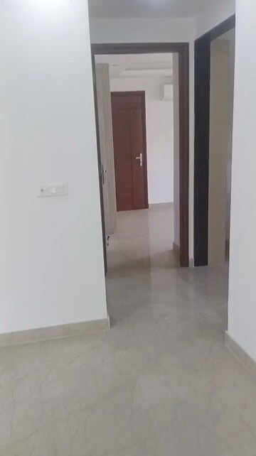 Room in 3 BHK Independent House at Kalkaji – for Sale