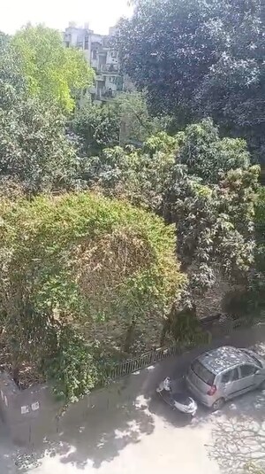 Furnished Amenities in 3 BHK Independent House at Kalkaji – for Sale